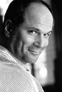 John Kapelos
