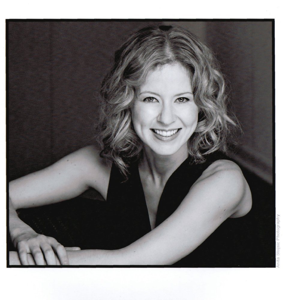 Nicole Underhay