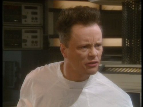 Robert Llewellyn