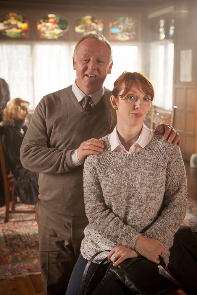 Les Dennis
