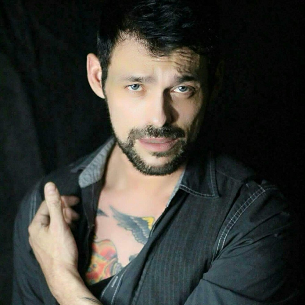 Ronnie Nanos