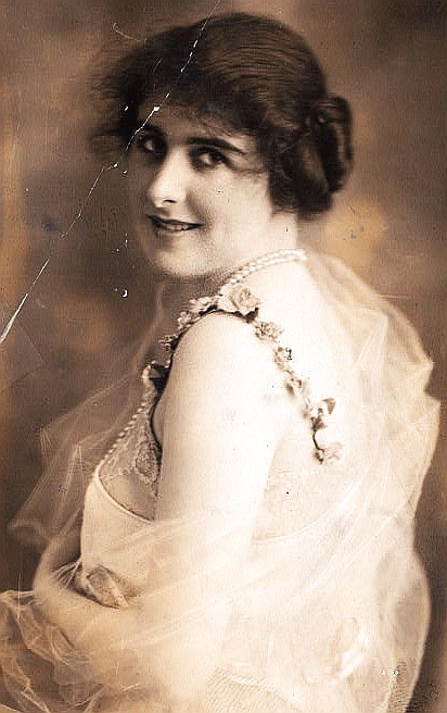 Ottola Nesmith