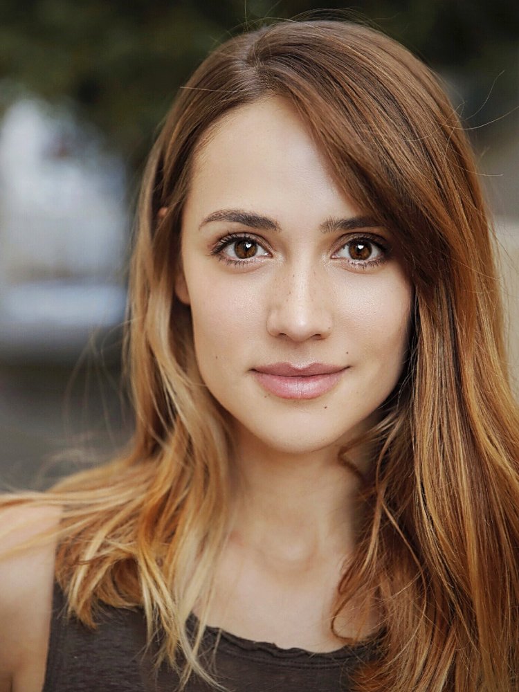 Alexandra Harris