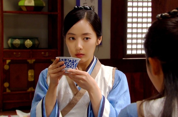 Ah Jung Yoon