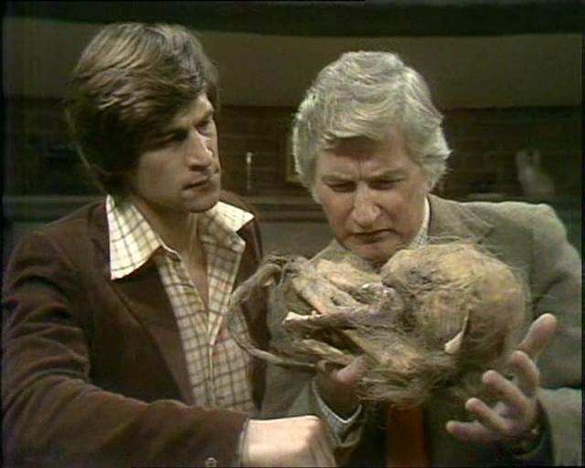 Simon MacCorkindale