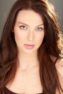 Holly Zuelle