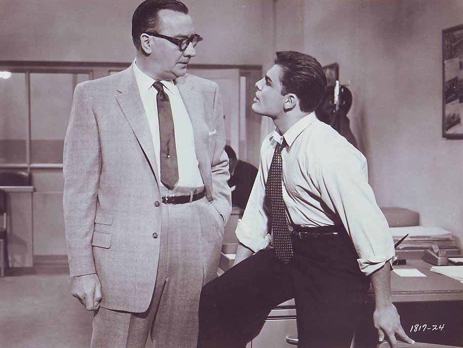 Edward Andrews